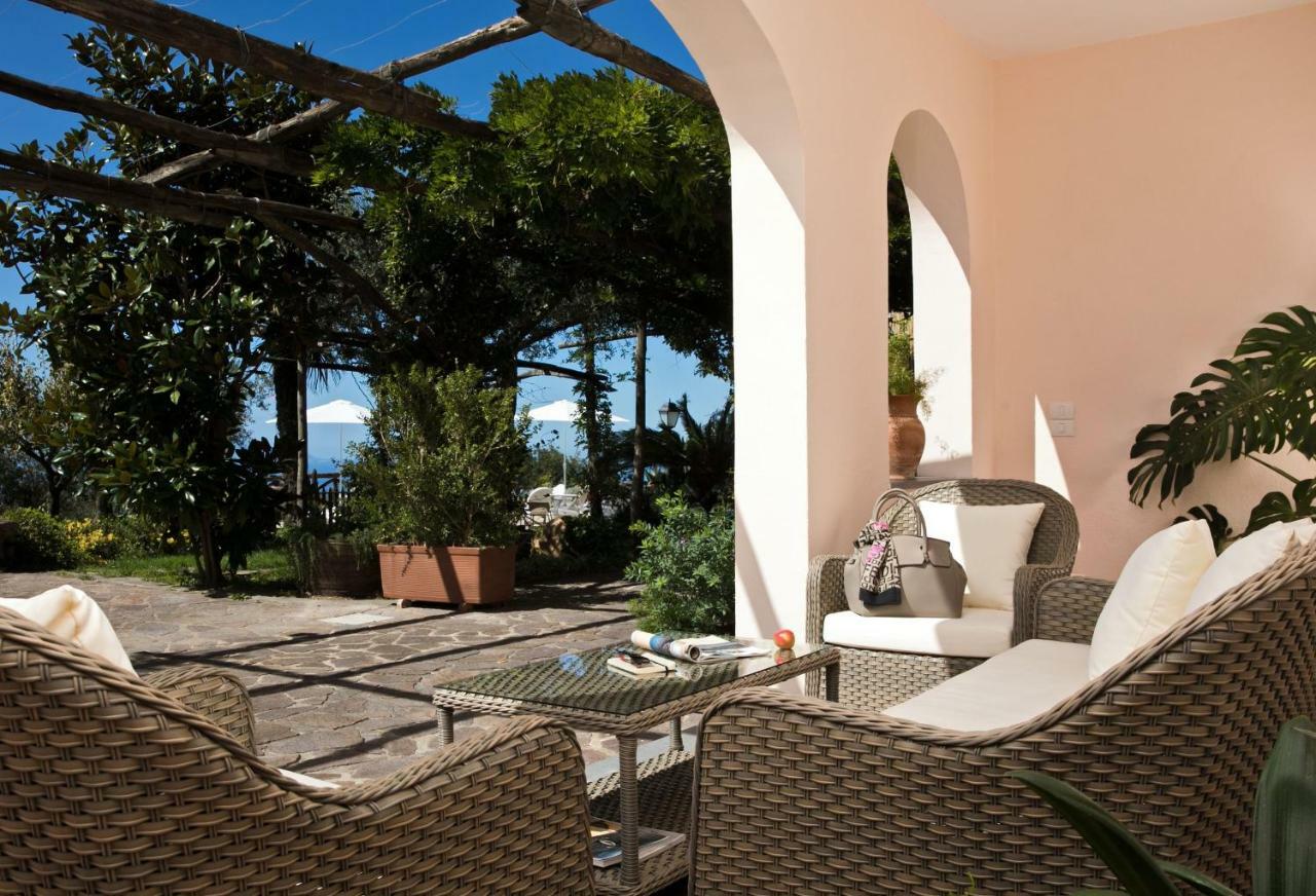 Villa Caprile ماسّا لوبْرينسِ المظهر الخارجي الصورة